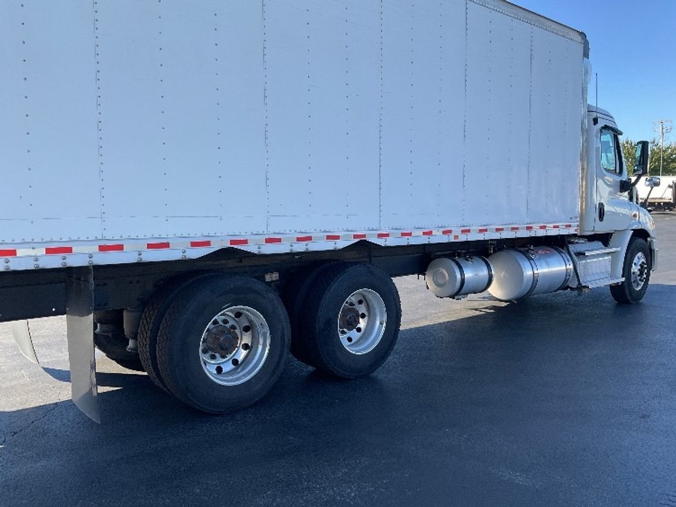 Refrigerated Truck-Light and Medium Duty Trucks-Freightliner-2020-Cascadia X11364S-Lancaster-PA-325,408\n\t\tmiles-$ 89,000 - Image 14