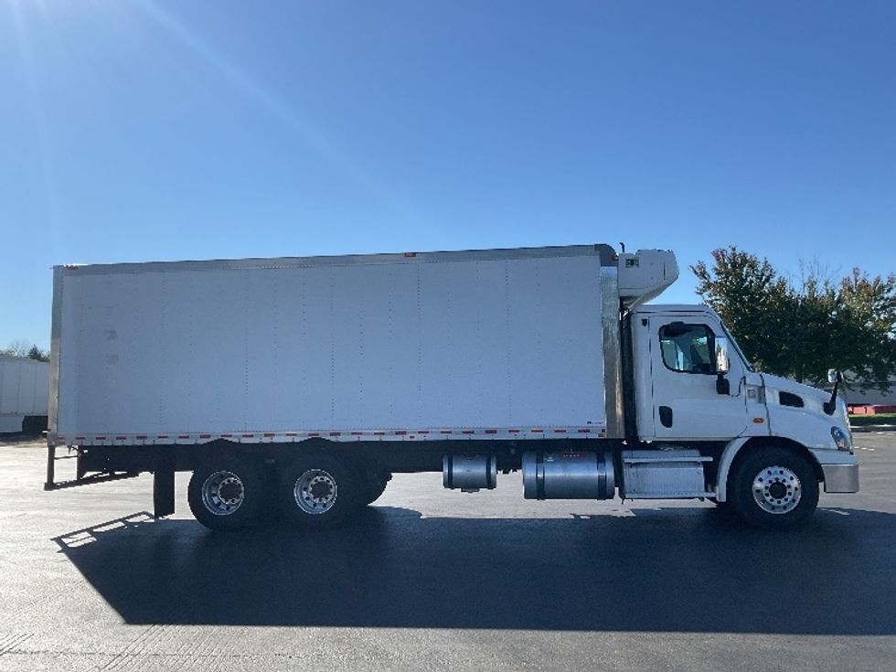 Refrigerated Truck-Light and Medium Duty Trucks-Freightliner-2020-Cascadia X11364S-Lancaster-PA-325,408\n\t\tmiles-$ 89,000 - Image 15