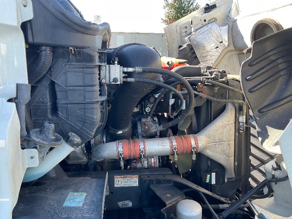 Refrigerated Truck-Light and Medium Duty Trucks-Freightliner-2020-Cascadia X11364S-Lancaster-PA-325,408\n\t\tmiles-$ 89,000 - Image 23