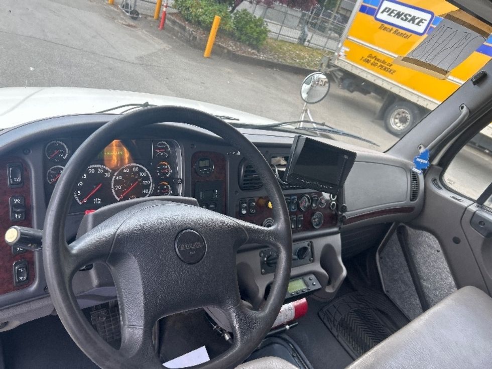 Refrigerated Truck-Light and Medium Duty Trucks-Freightliner-2020-M2-Abbotsford-BC-310,104\n\t\tkm-$ 80,500 - Image 18