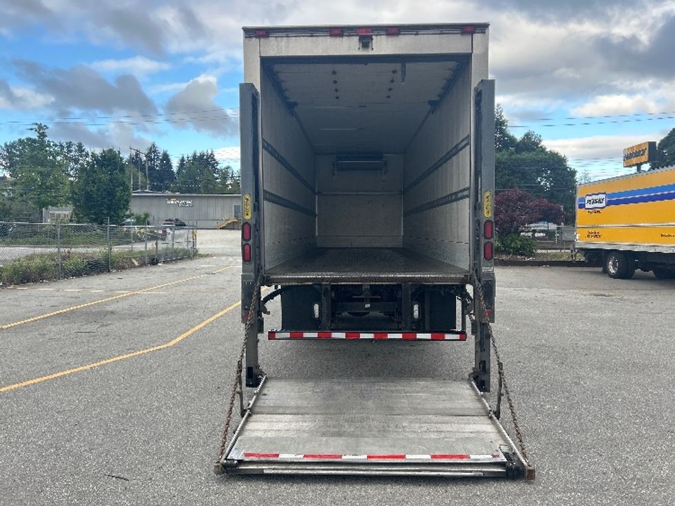 Refrigerated Truck-Light and Medium Duty Trucks-Freightliner-2020-M2-Abbotsford-BC-310,104\n\t\tkm-$ 80,500 - Image 9