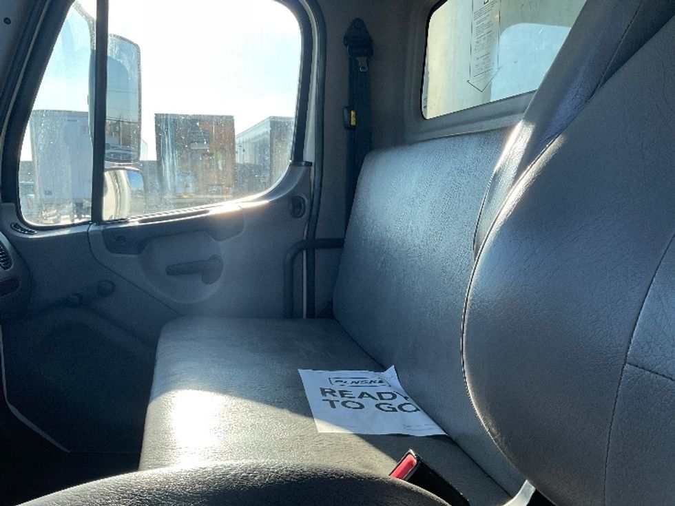 Refrigerated Truck-Light and Medium Duty Trucks-Freightliner-2020-M2-Allen Park-MI-222,400\n\t\tmiles-$ 45,000 - Image 19