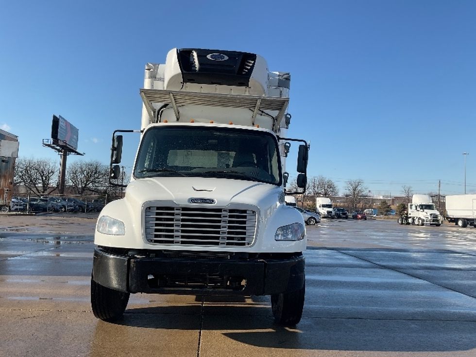 Refrigerated Truck-Light and Medium Duty Trucks-Freightliner-2020-M2-Allen Park-MI-222,400\n\t\tmiles-$ 45,000 - Image 2