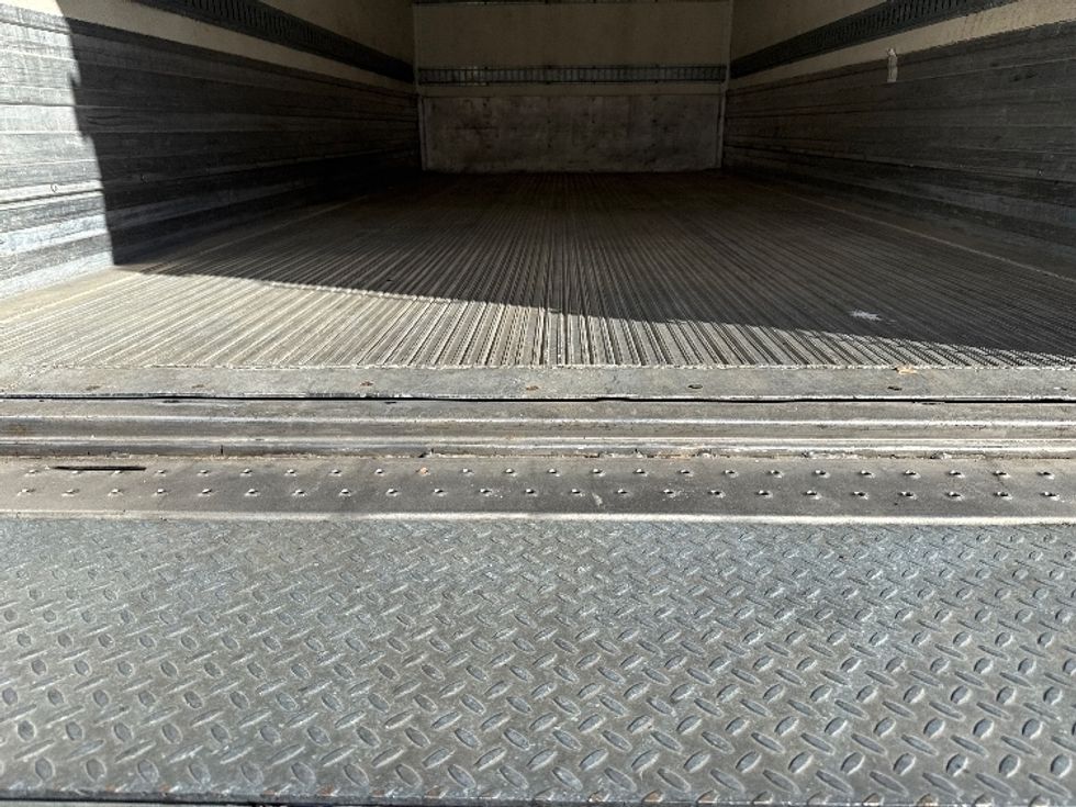 Refrigerated Truck-Light and Medium Duty Trucks-Freightliner-2020-M2-Atlanta (Forest Park)-GA-194,021\n\t\tmiles-$ 54,750 - Image 8