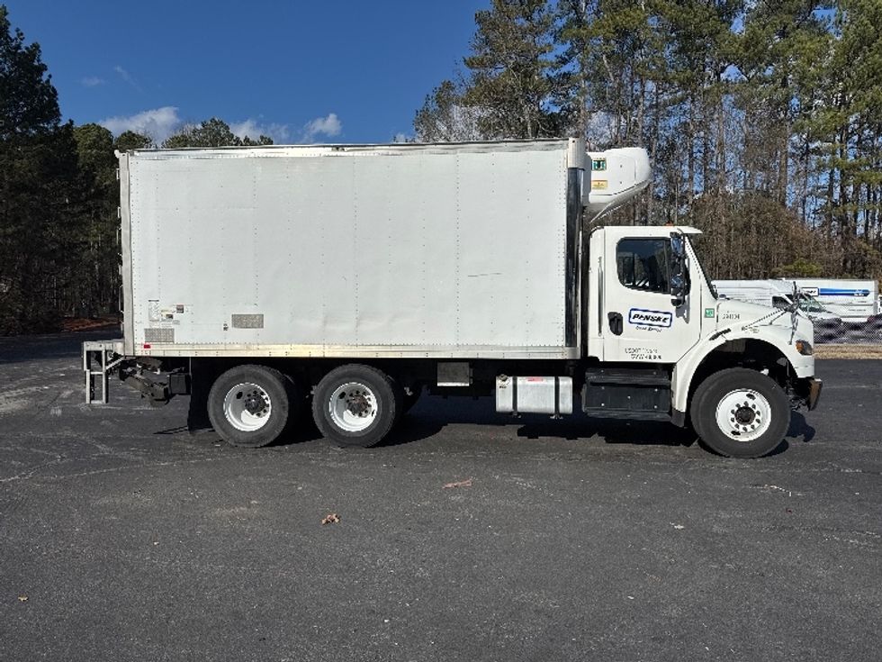 Refrigerated Truck-Light and Medium Duty Trucks-Freightliner-2020-M2-Atlanta (Forest Park)-GA-194,021\n\t\tmiles-$ 54,750 - Image 15