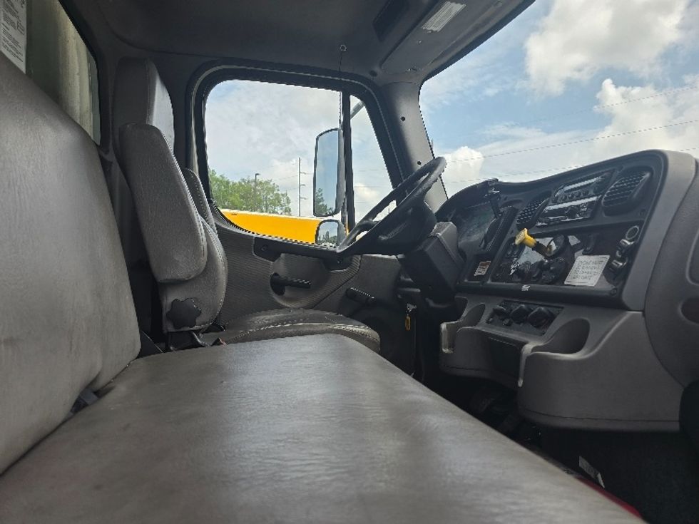 Refrigerated Truck-Light and Medium Duty Trucks-Freightliner-2020-M2-Atlanta (Forest Park)-GA-250,316\n\t\tmiles-$ 55,750 - Image 22