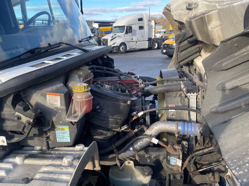 Refrigerated Truck-Light and Medium Duty Trucks-Freightliner-2020-M2-Auburn-MA-215,725\n\t\tmiles-$ 56,500 - Image 22