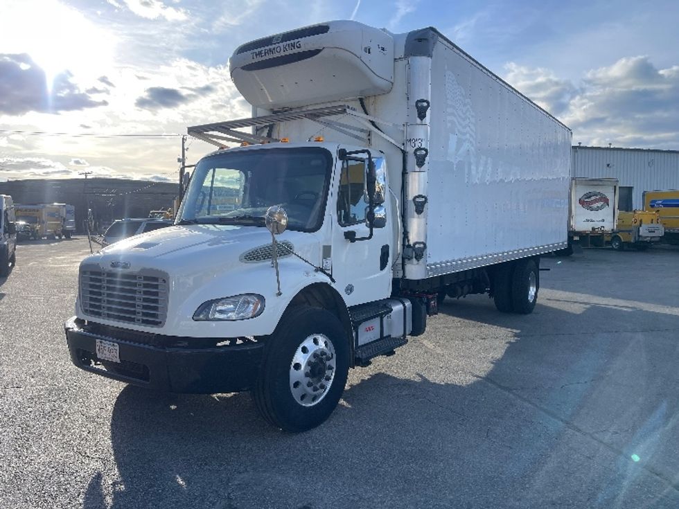 Refrigerated Truck-Light and Medium Duty Trucks-Freightliner-2020-M2-Auburn-MA-215,725\n\t\tmiles-$ 56,500 - Image 3
