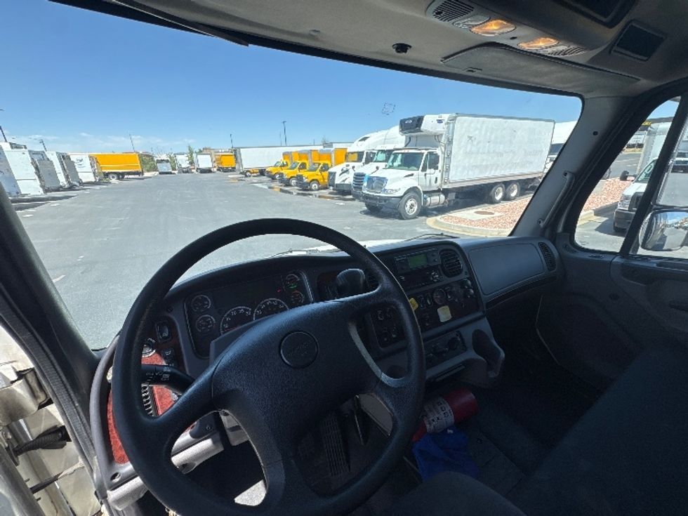 Refrigerated Truck-Light and Medium Duty Trucks-Freightliner-2020-M2-Aurora-CO-117,995\n\t\tmiles-$ 69,750 - Image 18