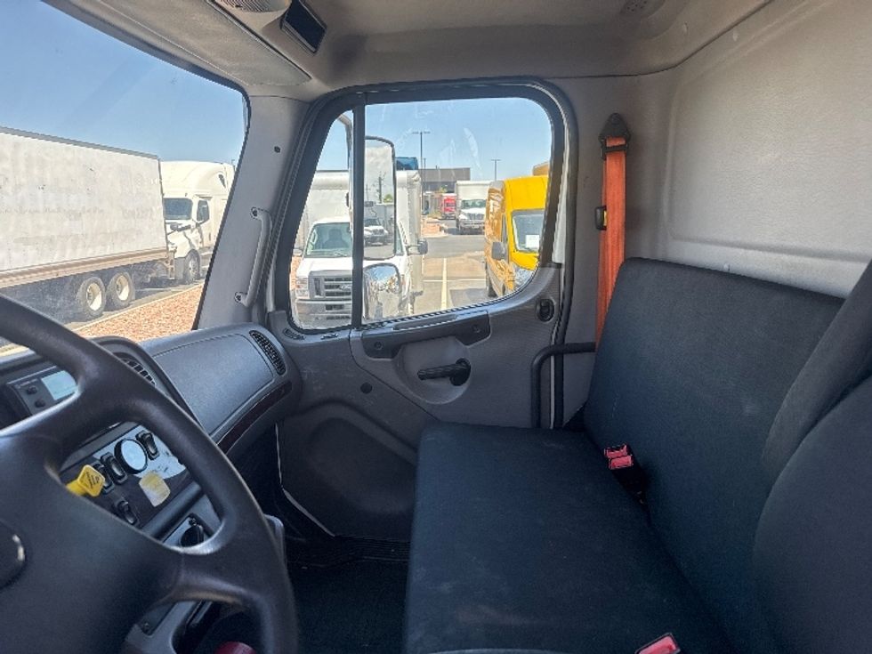 Refrigerated Truck-Light and Medium Duty Trucks-Freightliner-2020-M2-Aurora-CO-117,995\n\t\tmiles-$ 69,750 - Image 19
