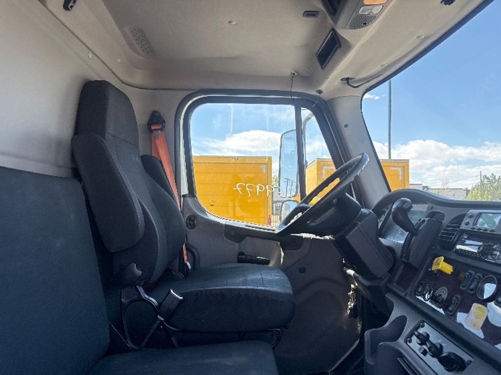 Refrigerated Truck-Light and Medium Duty Trucks-Freightliner-2020-M2-Aurora-CO-117,995\n\t\tmiles-$ 69,750 - Image 22