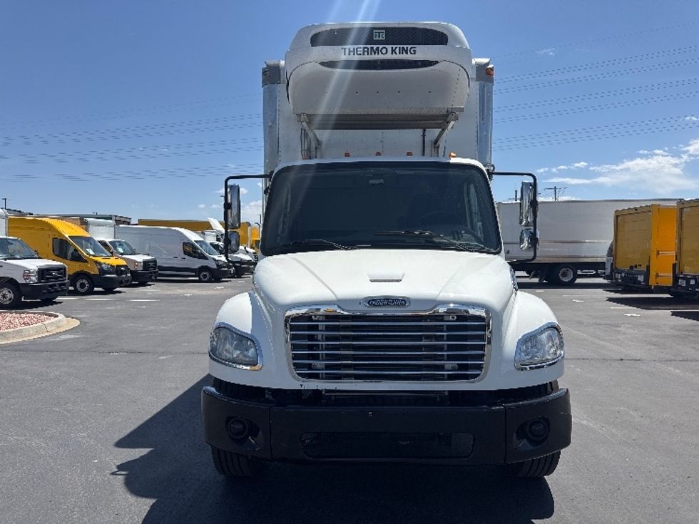 Refrigerated Truck-Light and Medium Duty Trucks-Freightliner-2020-M2-Aurora-CO-147,667\n\t\tmiles-$ 64,750 - Image 2