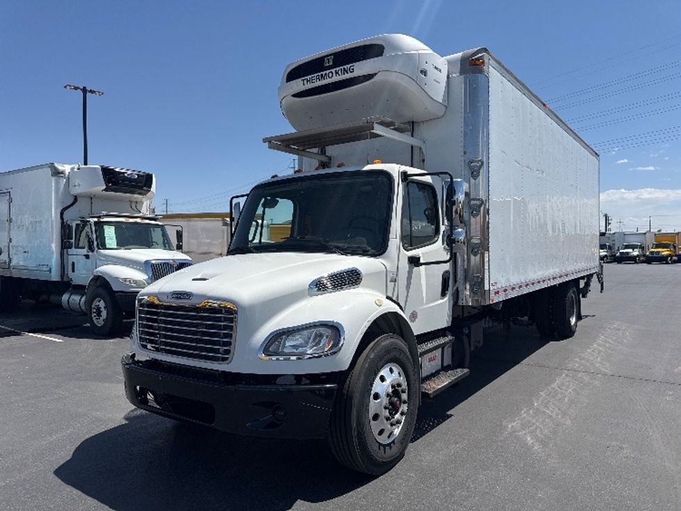 Refrigerated Truck-Light and Medium Duty Trucks-Freightliner-2020-M2-Aurora-CO-147,667\n\t\tmiles-$ 64,750 - Image 3