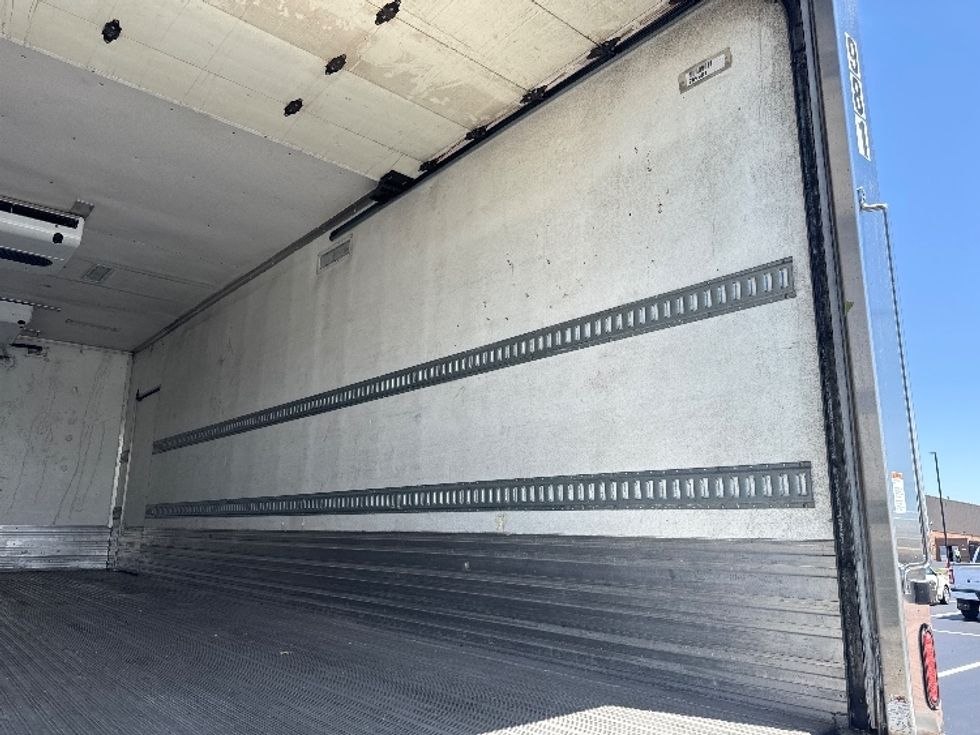 Refrigerated Truck-Light and Medium Duty Trucks-Freightliner-2020-M2-Aurora-CO-92,772\n\t\tmiles-$ 72,250 - Image 12