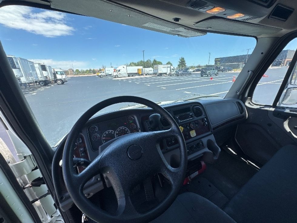 Refrigerated Truck-Light and Medium Duty Trucks-Freightliner-2020-M2-Aurora-CO-92,772\n\t\tmiles-$ 72,250 - Image 18