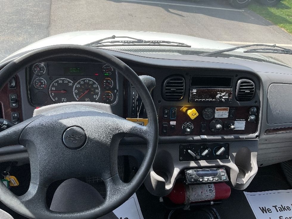 Refrigerated Truck-Light and Medium Duty Trucks-Freightliner-2020-M2-Baltimore-MD-159,670\n\t\tmiles-$ 53,750 - Image 19