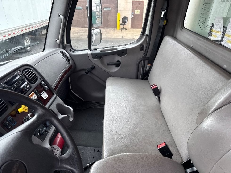 Refrigerated Truck-Light and Medium Duty Trucks-Freightliner-2020-M2-Baltimore-MD-175,385\n\t\tmiles-$ 53,000 - Image 18