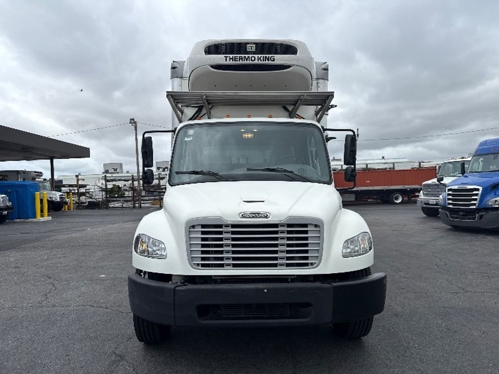 Refrigerated Truck-Light and Medium Duty Trucks-Freightliner-2020-M2-Baltimore-MD-175,385\n\t\tmiles-$ 53,000 - Image 2