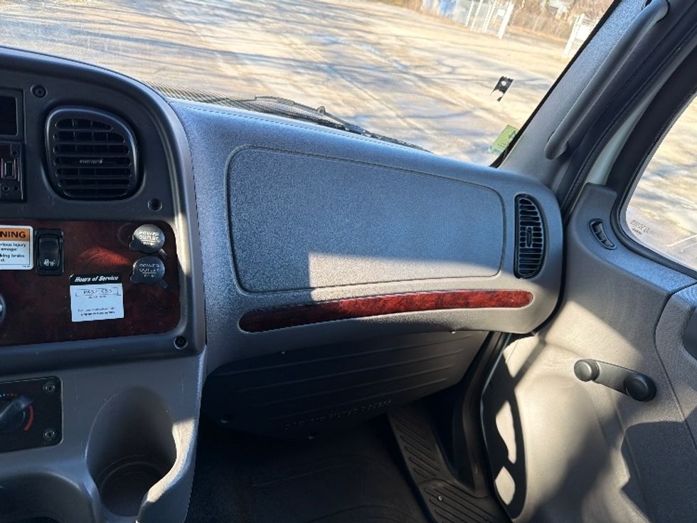 Refrigerated Truck-Light and Medium Duty Trucks-Freightliner-2020-M2-Baltimore-MD-191,679\n\t\tmiles-$ 50,250 - Image 21