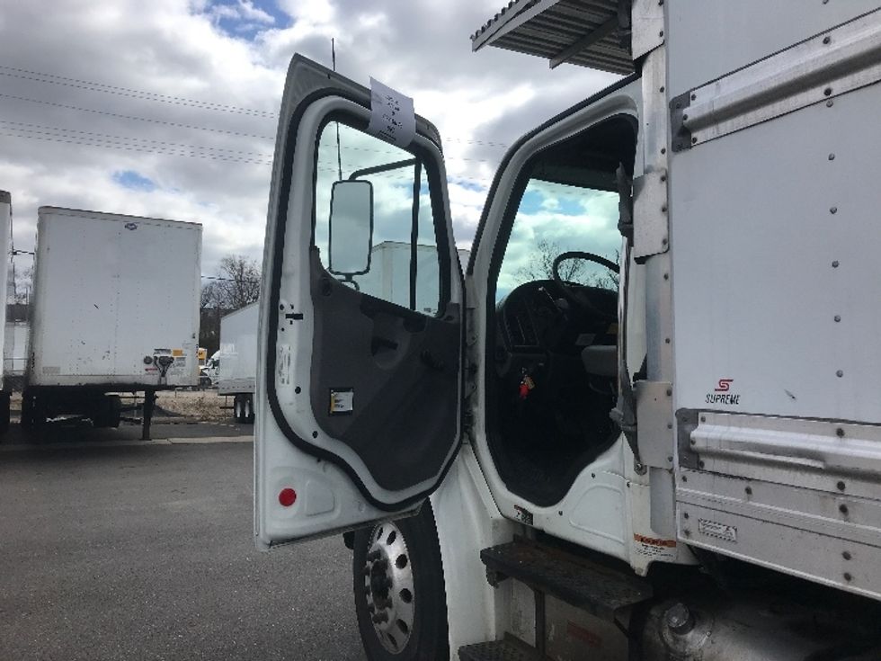 2020 Freightliner M2 106 Medium Duty photo 16