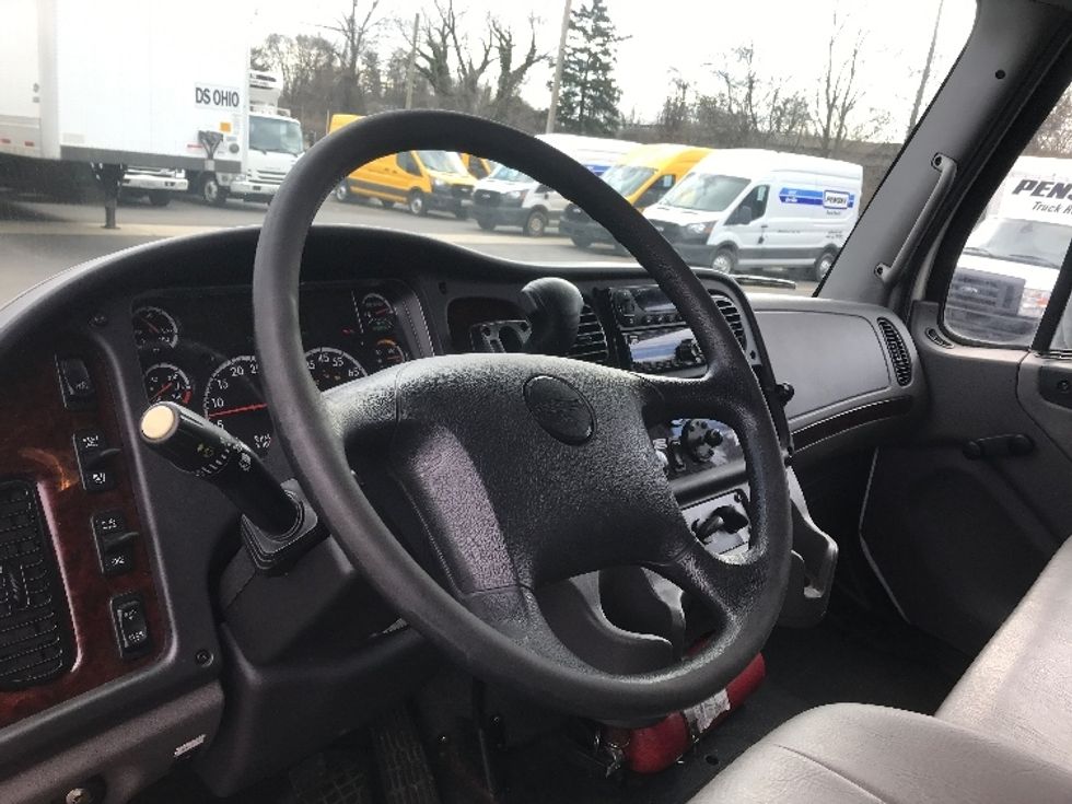 2020 Freightliner M2 106 Medium Duty photo 18