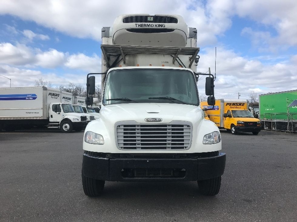 2020 Freightliner M2 106 Medium Duty photo 2