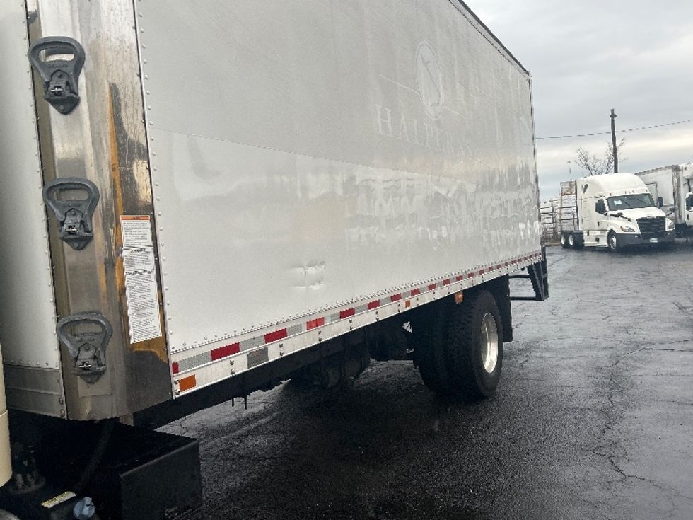 Refrigerated Truck-Light and Medium Duty Trucks-Freightliner-2020-M2-Baltimore-MD-304,936\n\t\tmiles-$ 29,000 - Image 25