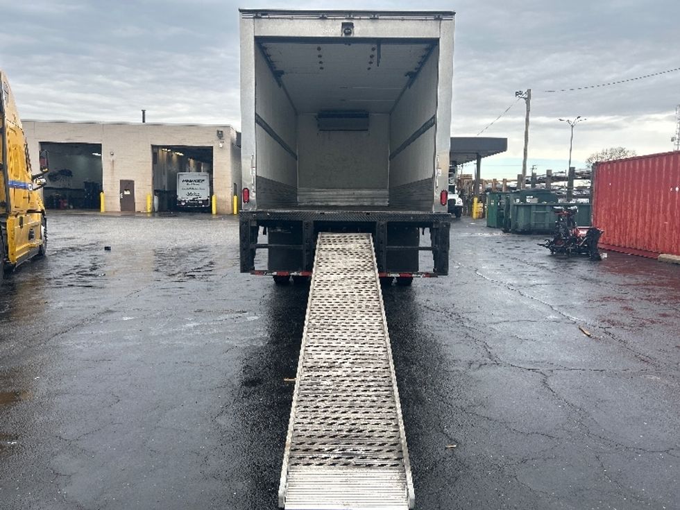 Refrigerated Truck-Light and Medium Duty Trucks-Freightliner-2020-M2-Baltimore-MD-320,808\n\t\tmiles-$ 26,750 - Image 9