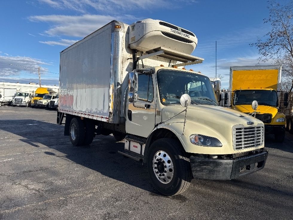 Refrigerated Truck-Light and Medium Duty Trucks-Freightliner-2020-M2-Baltimore-MD-352,743\n\t\tmiles-$ 22,250 - Image 1