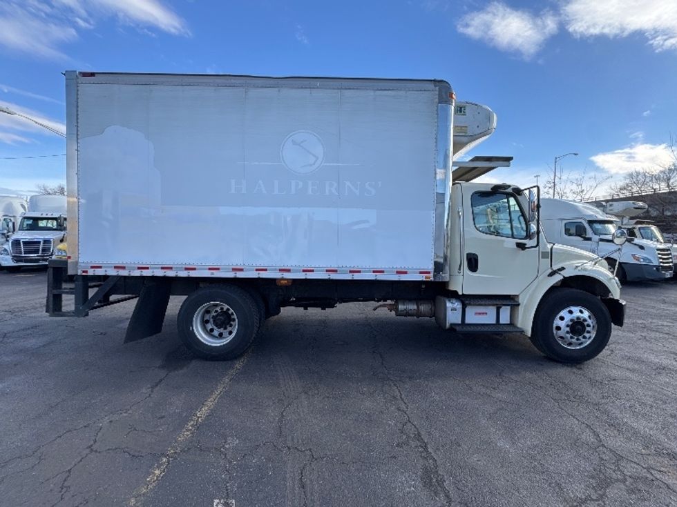 Refrigerated Truck-Light and Medium Duty Trucks-Freightliner-2020-M2-Baltimore-MD-352,743\n\t\tmiles-$ 22,250 - Image 15