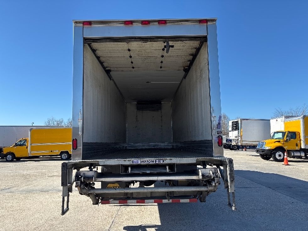Refrigerated Truck-Light and Medium Duty Trucks-Freightliner-2020-M2-Baton Rouge-LA-347,147\n\t\tmiles-$ 12,500 - Image 8