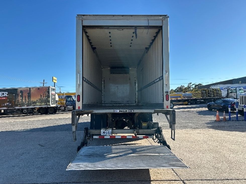 Refrigerated Truck-Light and Medium Duty Trucks-Freightliner-2020-M2-Beaumont-TX-186,041\n\t\tmiles-$ 59,250 - Image 9