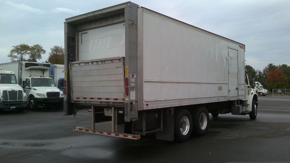 Refrigerated Truck-Light and Medium Duty Trucks-Freightliner-2020-M2-Bensalem-PA-227,320\n\t\tmiles-$ 53,250 - Image 13