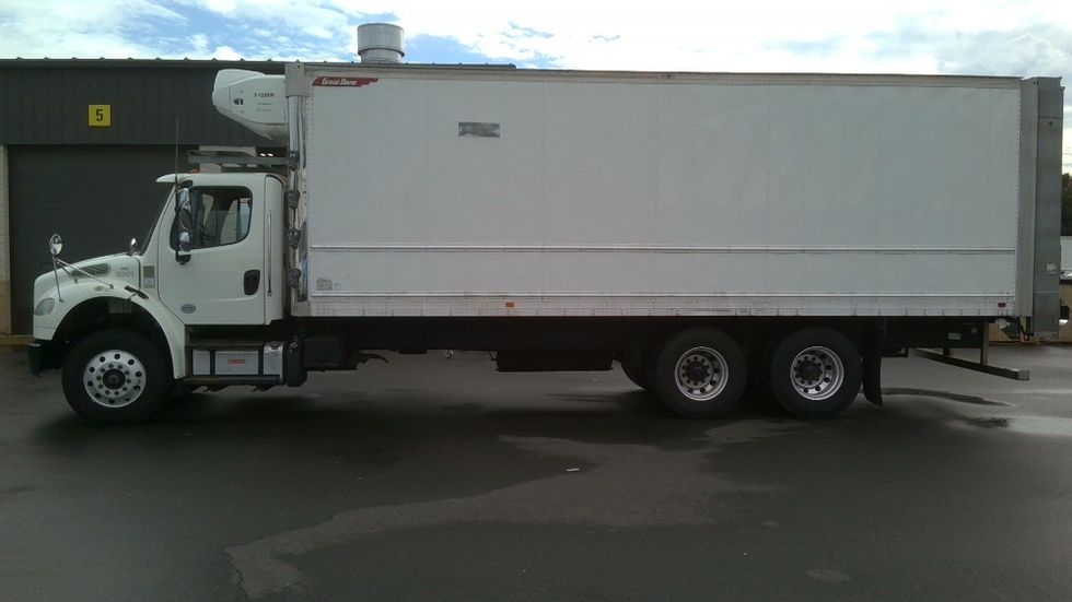 Refrigerated Truck-Light and Medium Duty Trucks-Freightliner-2020-M2-Bensalem-PA-227,320\n\t\tmiles-$ 53,250 - Image 4