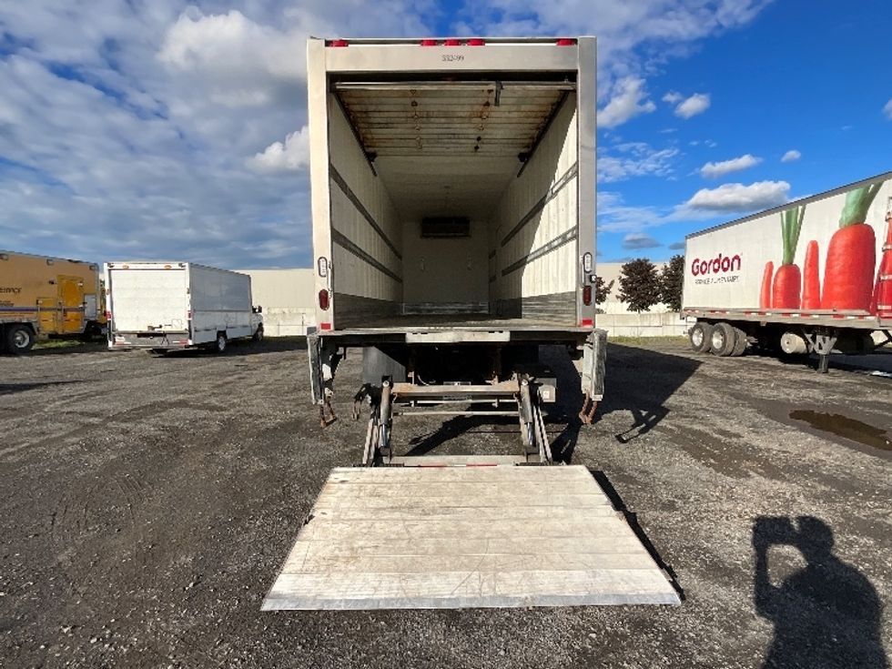 Refrigerated Truck-Light and Medium Duty Trucks-Freightliner-2020-M2-Boucherville-PQ-147,588\n\t\tkm-$ 80,250 - Image 9