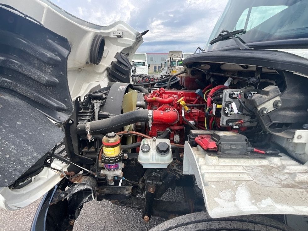 Refrigerated Truck-Light and Medium Duty Trucks-Freightliner-2020-M2-Boucherville-PQ-213,002\n\t\tkm-$ 71,750 - Image 24