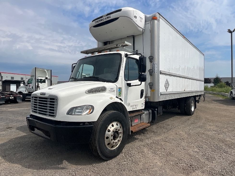 Refrigerated Truck-Light and Medium Duty Trucks-Freightliner-2020-M2-Boucherville-PQ-213,002\n\t\tkm-$ 71,750 - Image 3