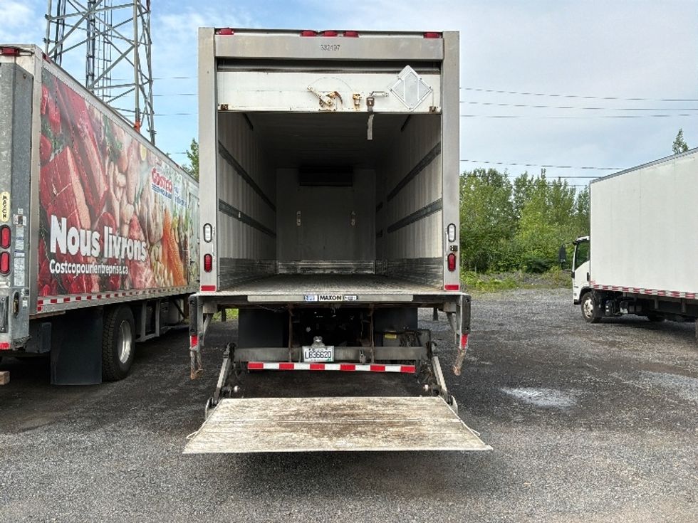 Refrigerated Truck-Light and Medium Duty Trucks-Freightliner-2020-M2-Boucherville-PQ-213,002\n\t\tkm-$ 71,750 - Image 9