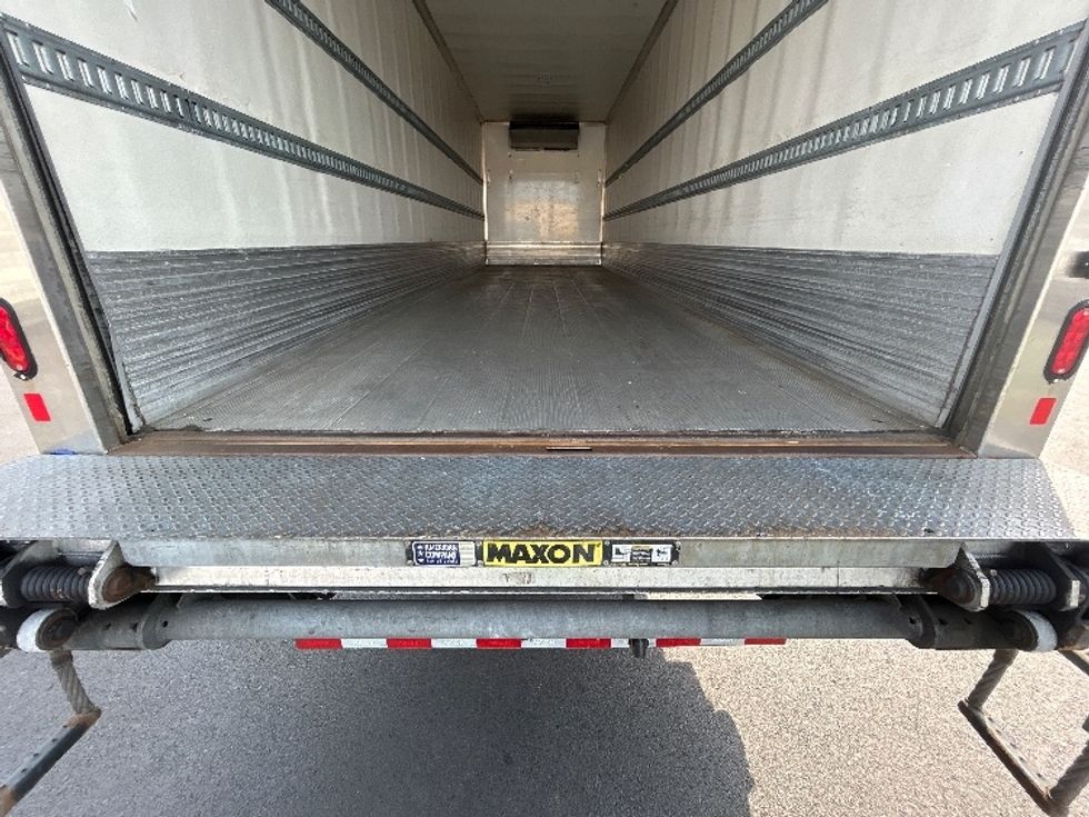 Refrigerated Truck-Light and Medium Duty Trucks-Freightliner-2020-M2-Braintree-MA-120,213\n\t\tmiles-$ 72,750 - Image 10