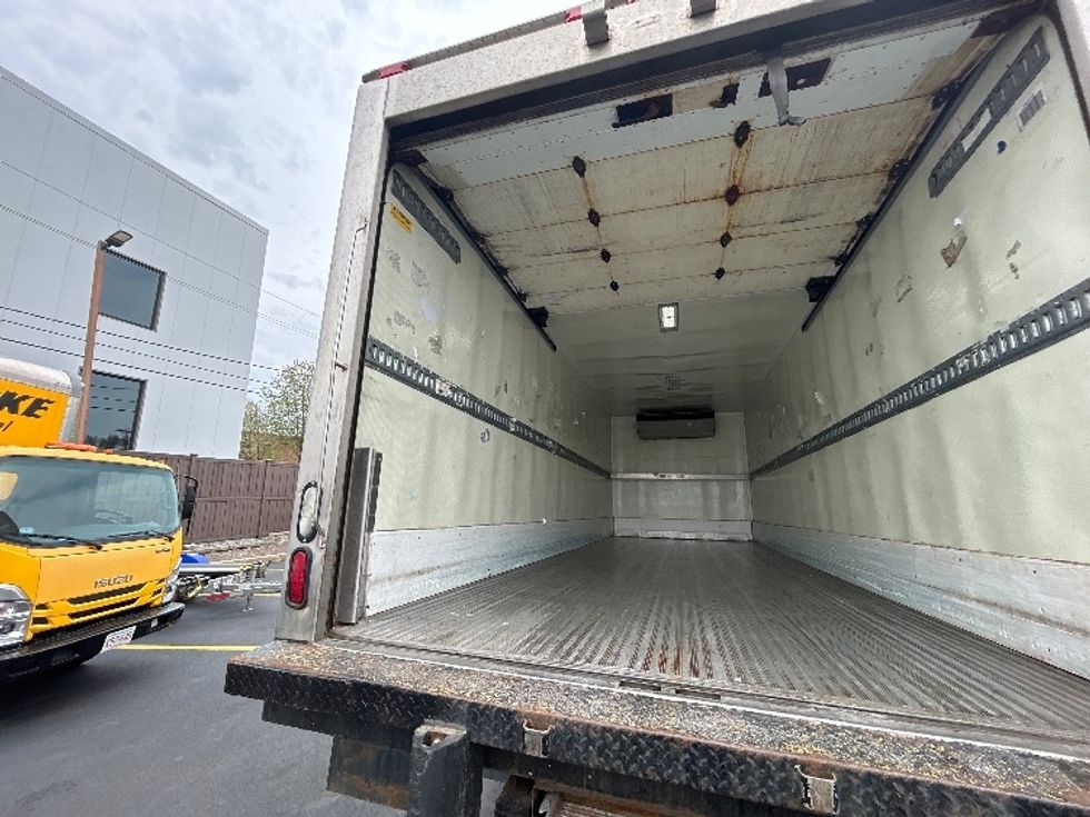 Refrigerated Truck-Light and Medium Duty Trucks-Freightliner-2020-M2-Braintree-MA-147,230\n\t\tmiles-$ 51,500 - Image 11
