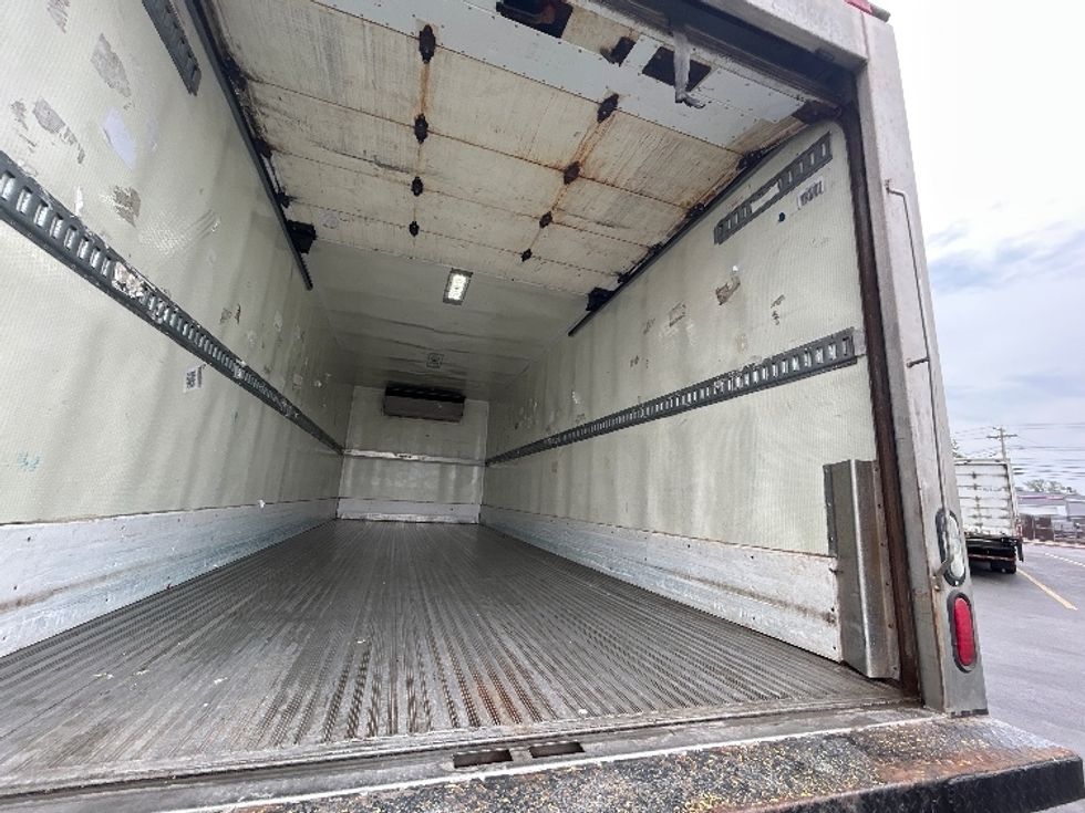 Refrigerated Truck-Light and Medium Duty Trucks-Freightliner-2020-M2-Braintree-MA-147,230\n\t\tmiles-$ 51,500 - Image 12