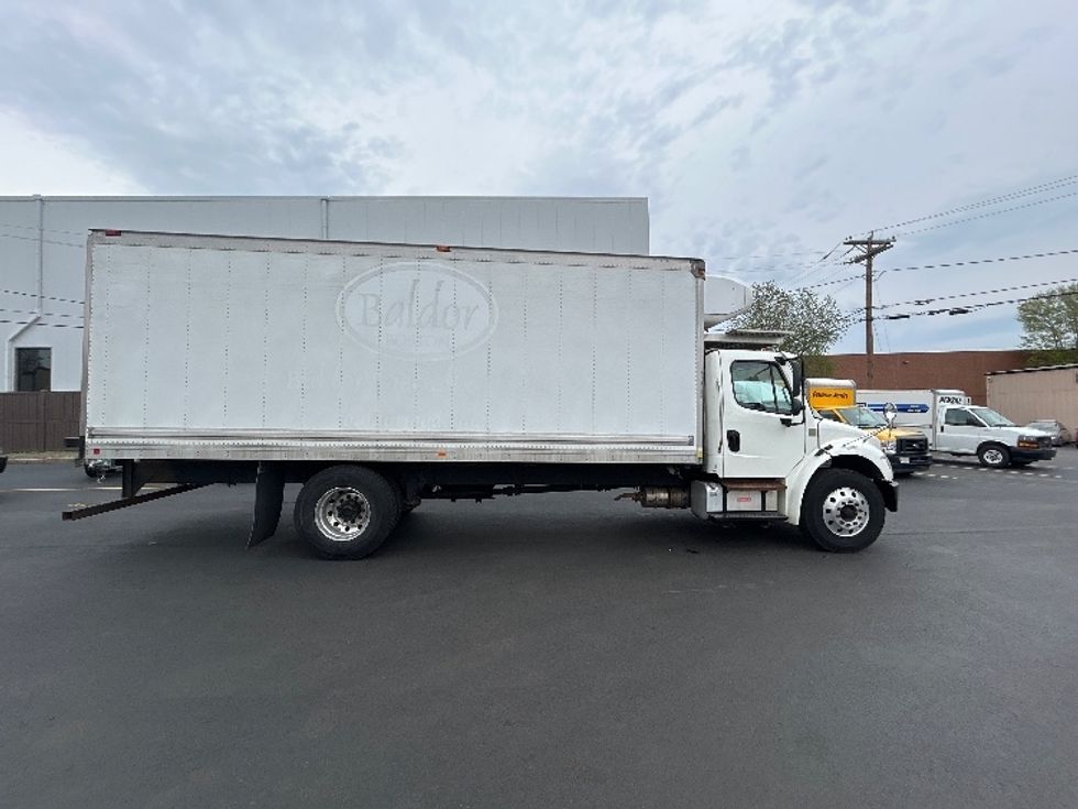 Refrigerated Truck-Light and Medium Duty Trucks-Freightliner-2020-M2-Braintree-MA-147,230\n\t\tmiles-$ 51,500 - Image 15