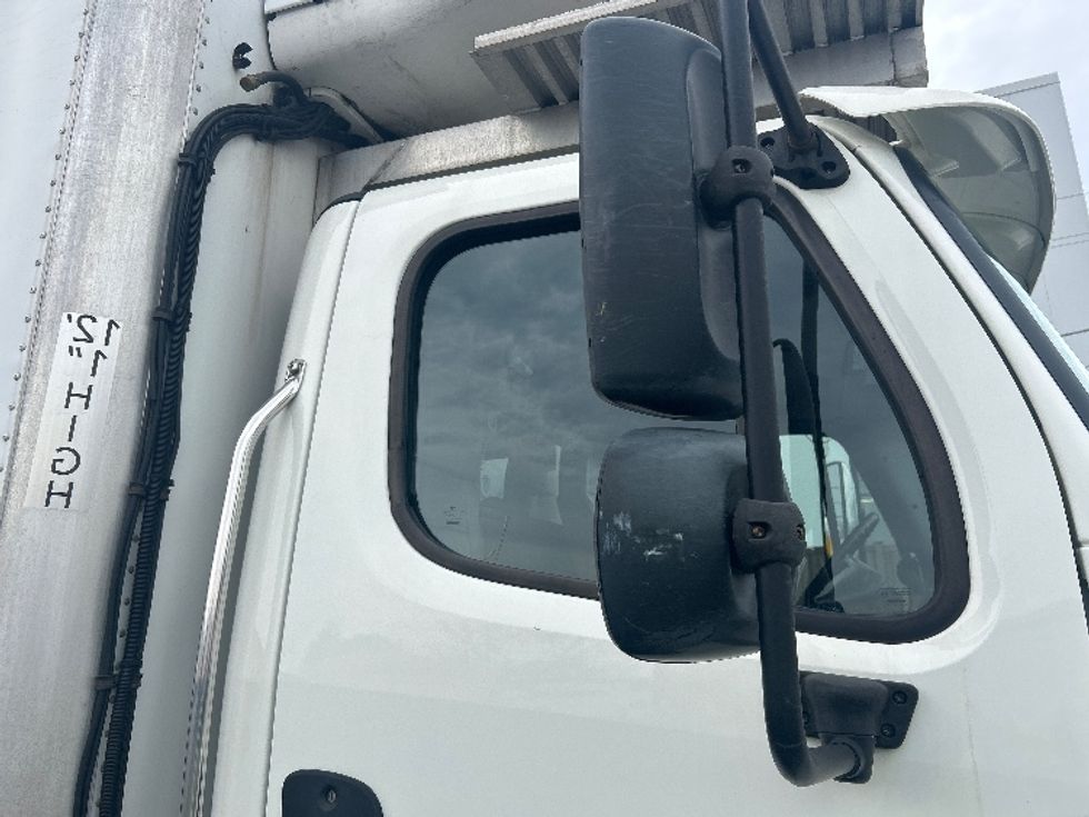 Refrigerated Truck-Light and Medium Duty Trucks-Freightliner-2020-M2-Braintree-MA-147,230\n\t\tmiles-$ 51,500 - Image 27