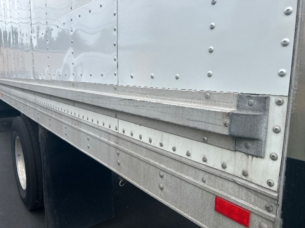 Refrigerated Truck-Light and Medium Duty Trucks-Freightliner-2020-M2-Braintree-MA-147,230\n\t\tmiles-$ 51,500 - Image 29