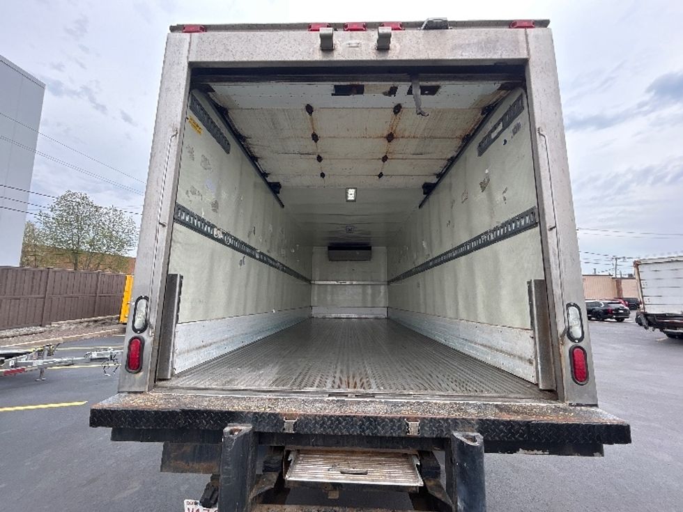 Refrigerated Truck-Light and Medium Duty Trucks-Freightliner-2020-M2-Braintree-MA-147,230\n\t\tmiles-$ 51,500 - Image 8