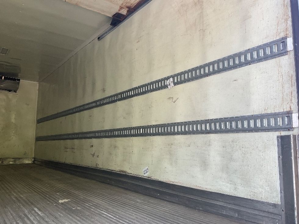 Refrigerated Truck-Light and Medium Duty Trucks-Freightliner-2020-M2-Braintree-MA-147,522\n\t\tmiles-$ 59,250 - Image 12