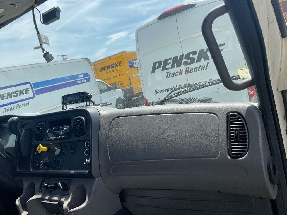 Refrigerated Truck-Light and Medium Duty Trucks-Freightliner-2020-M2-Braintree-MA-147,522\n\t\tmiles-$ 59,250 - Image 21