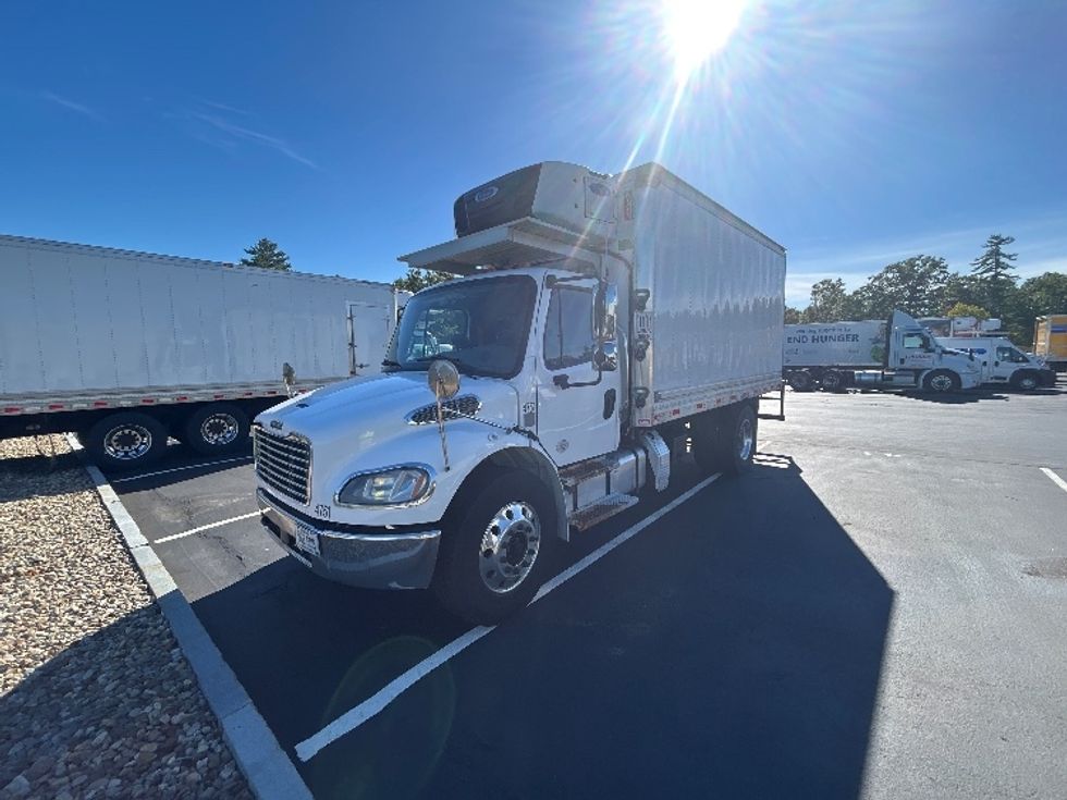 Refrigerated Truck-Light and Medium Duty Trucks-Freightliner-2020-M2-Braintree-MA-185,164\n\t\tmiles-$ 42,250 - Image 3