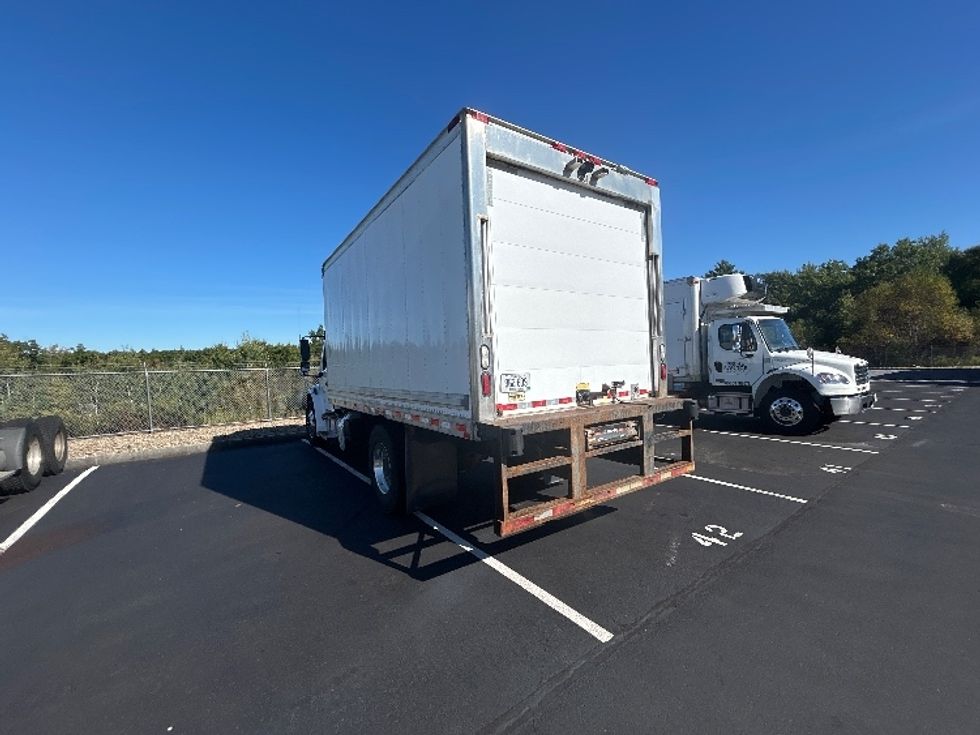 Refrigerated Truck-Light and Medium Duty Trucks-Freightliner-2020-M2-Braintree-MA-185,164\n\t\tmiles-$ 42,250 - Image 6