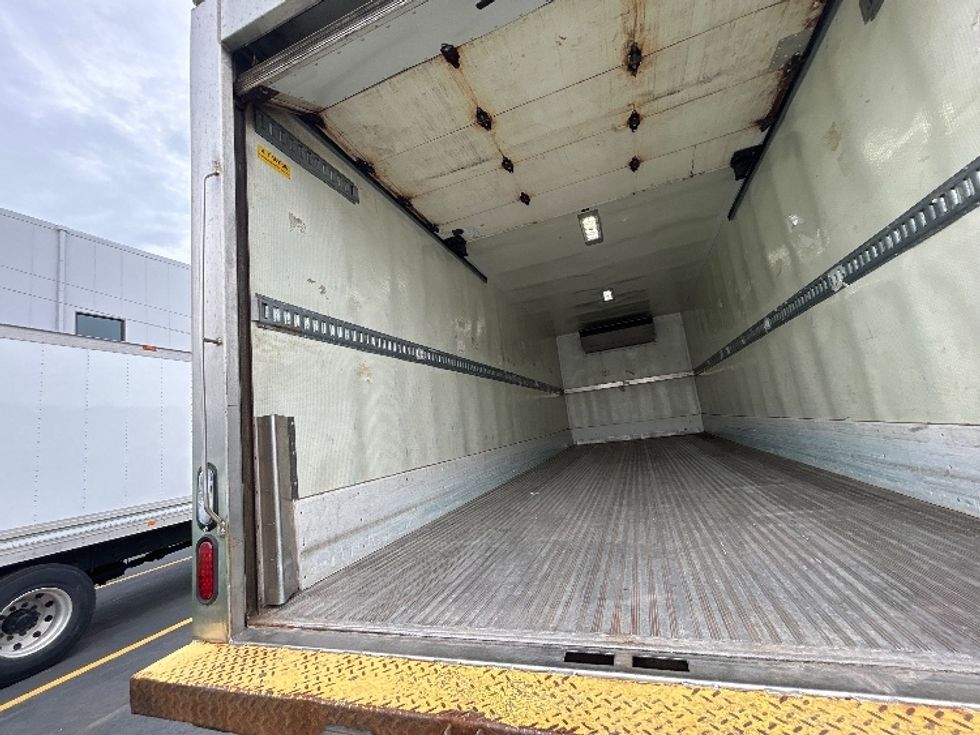 Refrigerated Truck-Light and Medium Duty Trucks-Freightliner-2020-M2-Braintree-MA-197,310\n\t\tmiles-$ 45,000 - Image 11